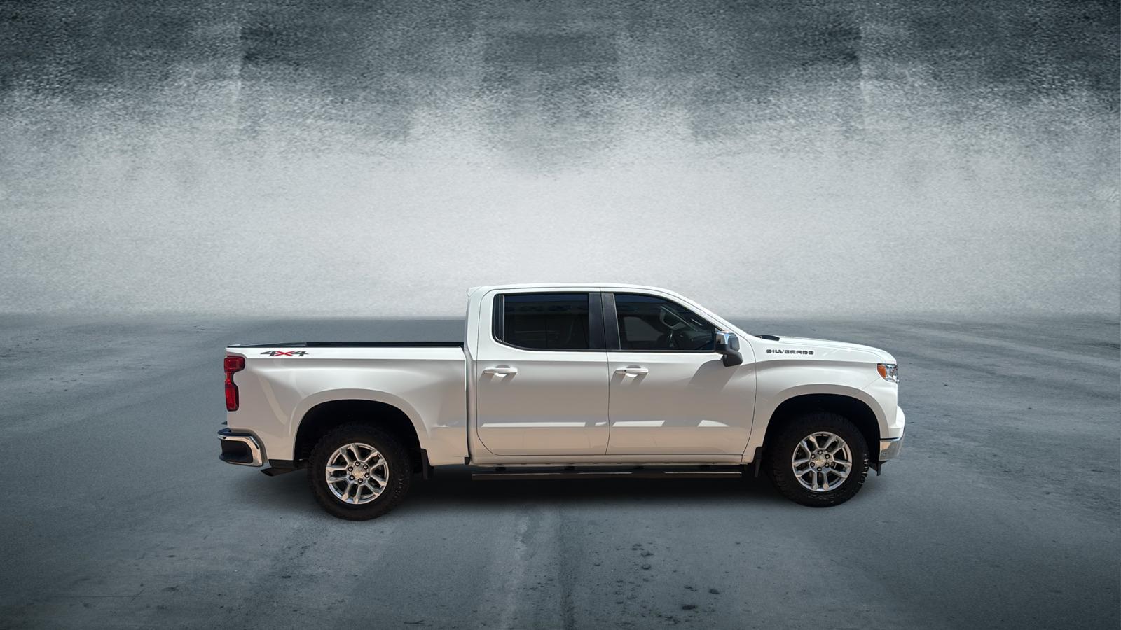 Car Connection Superstore - Used vehicle - TRUCK CHEVROLET 1500 CREW 2022