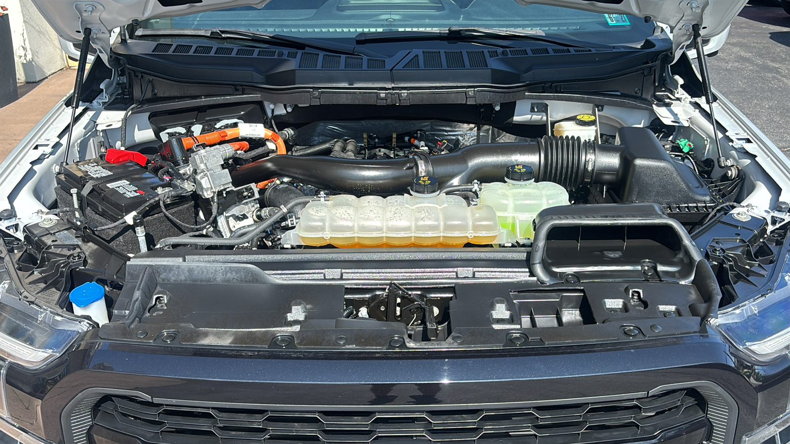 Car Connection Superstore - Used vehicle - TRUCK FORD F-150 CREW 2024