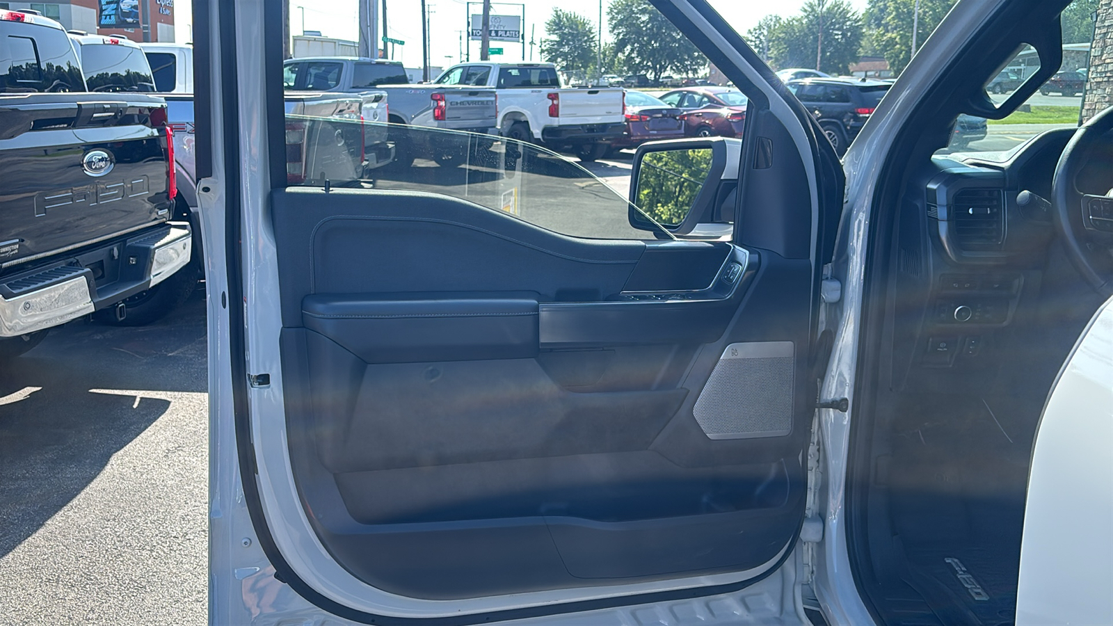 Car Connection Superstore - Used vehicle - TRUCK FORD F-150 CREW 2024