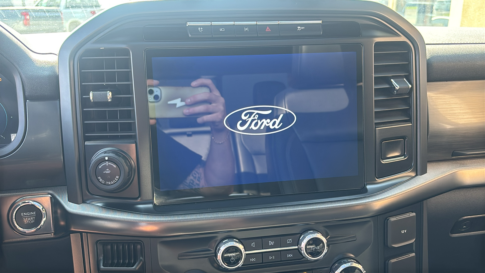 Car Connection Superstore - Used vehicle - TRUCK FORD F-150 CREW 2024