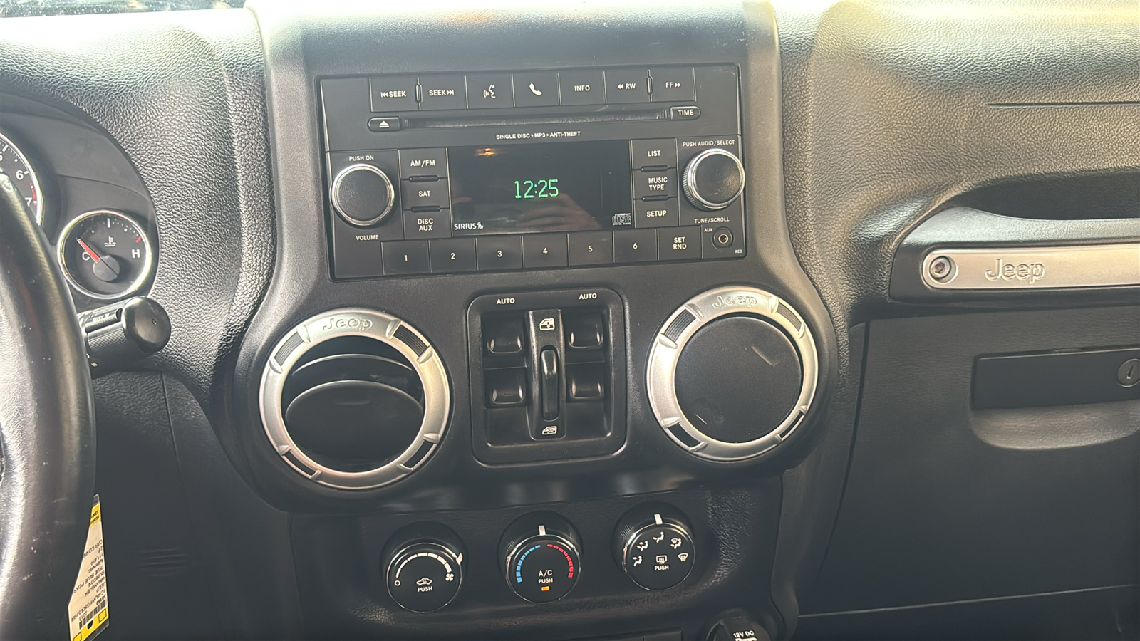 Car Connection Superstore - Used vehicle - SUV JEEP WRANGLER UNLIMITED 2013