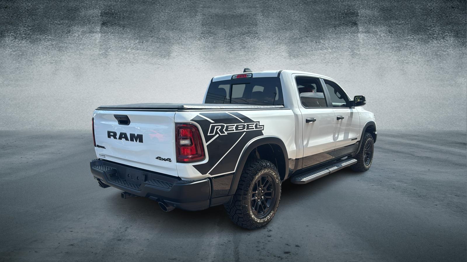 Car Connection Superstore - Used vehicle - TRUCK RAM 1500 CREW 2025