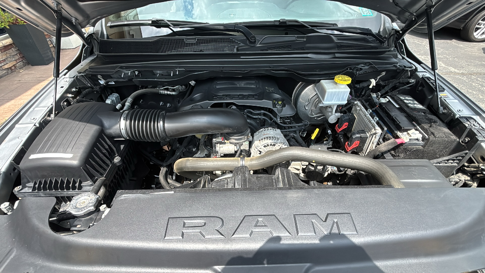 Car Connection Superstore - Used vehicle - TRUCK RAM 1500 CREW 2022
