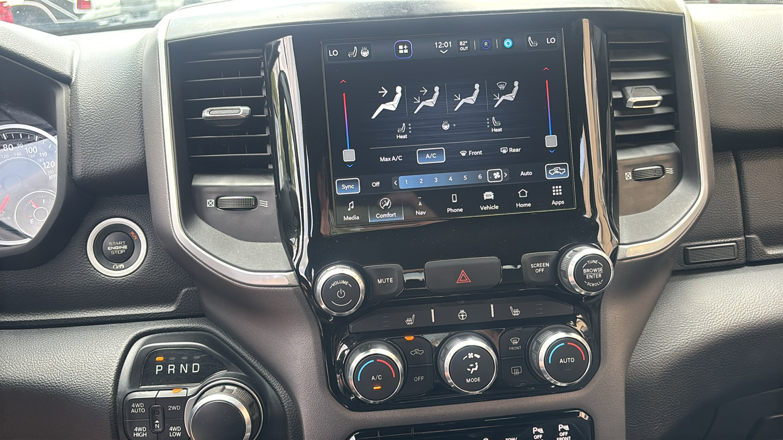 Car Connection Superstore - Used vehicle - TRUCK RAM 1500 CREW 2022