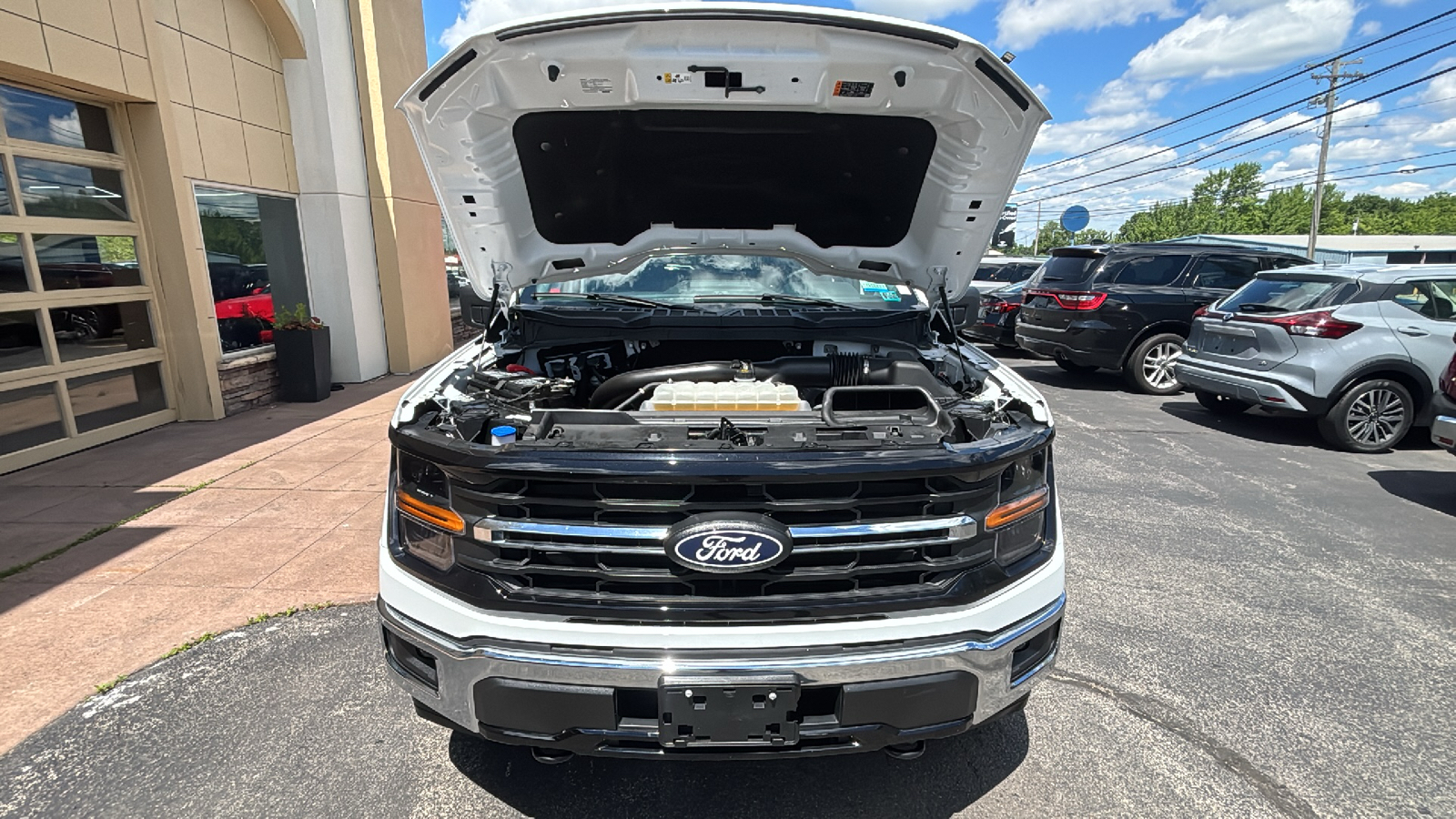 Car Connection Superstore - Used vehicle - TRUCK FORD F-150 CREW 2025