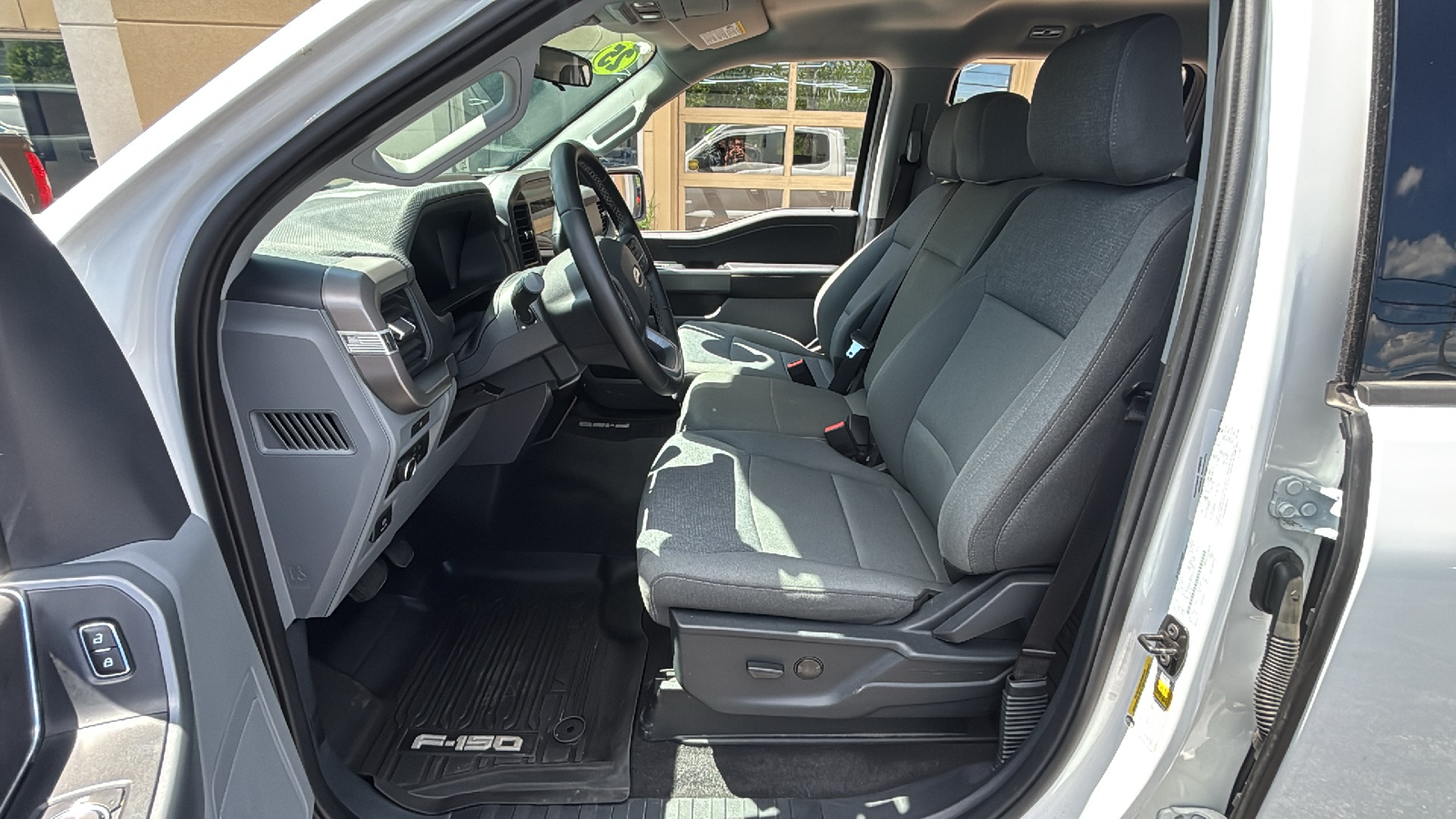 Car Connection Superstore - Used vehicle - TRUCK FORD F-150 CREW 2025