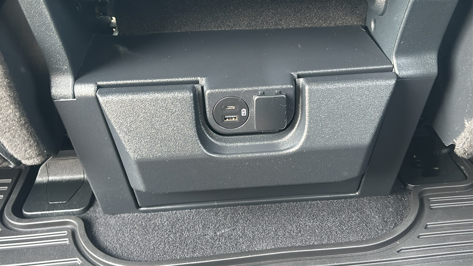 Car Connection Superstore - Used vehicle - TRUCK FORD F-150 CREW 2023