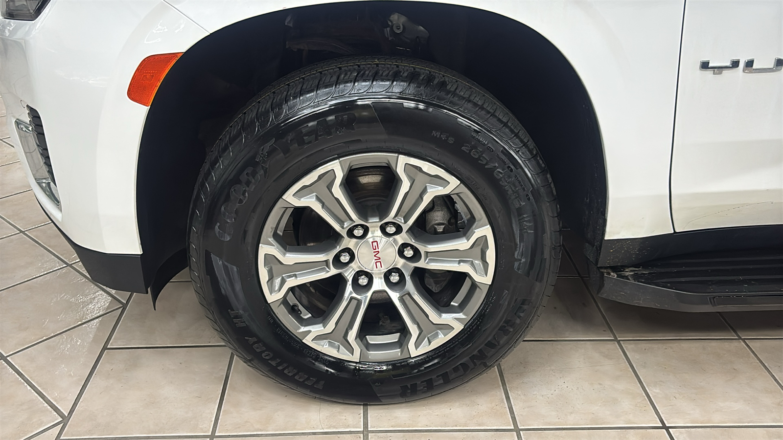 Car Connection Superstore - Used vehicle - SUV GMC YUKON 2021