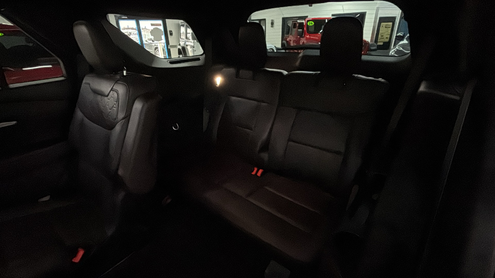 Car Connection Superstore - Used vehicle - SUV FORD EXPLORER 2025