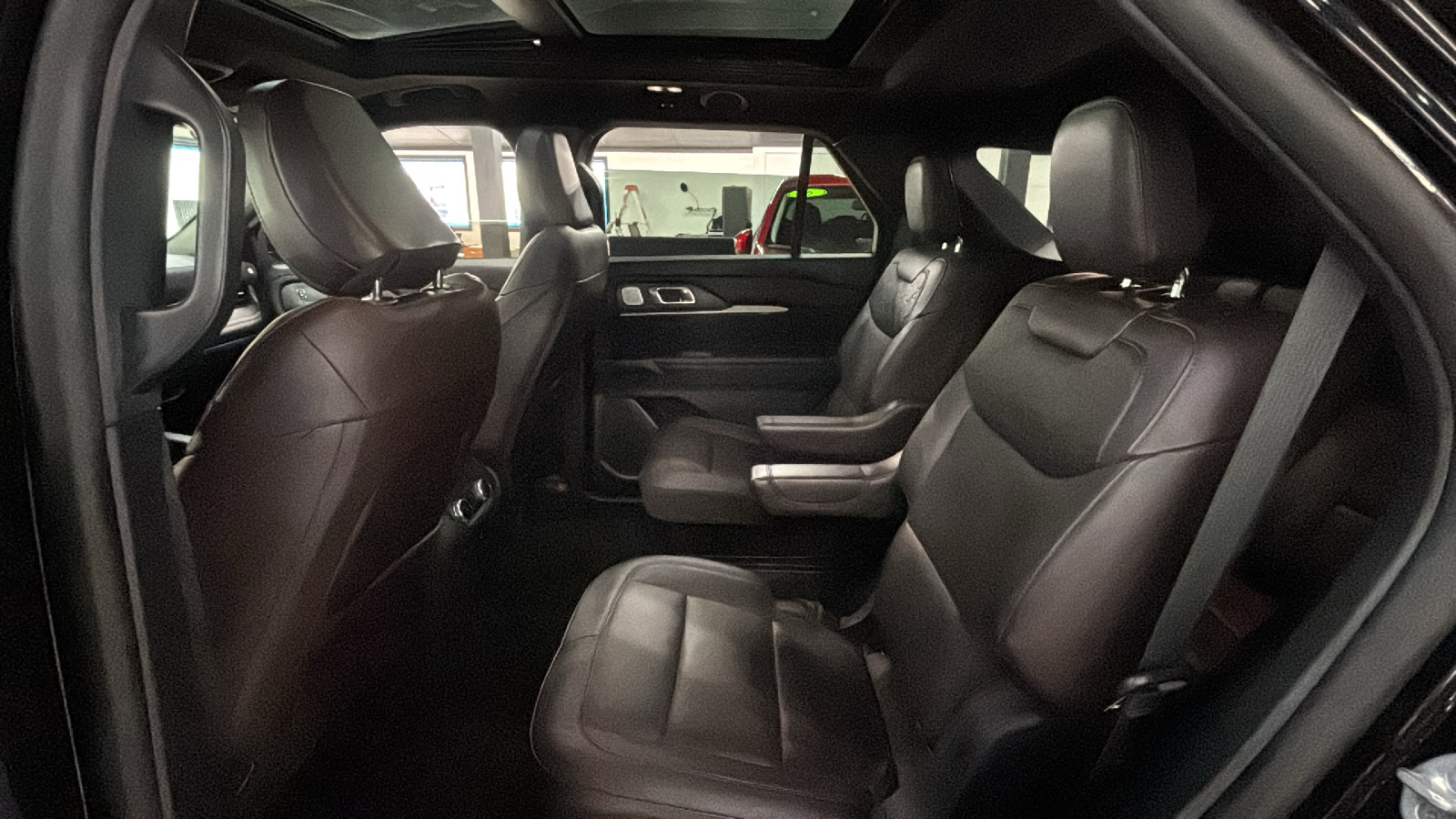 Car Connection Superstore - Used vehicle - SUV FORD EXPLORER 2025