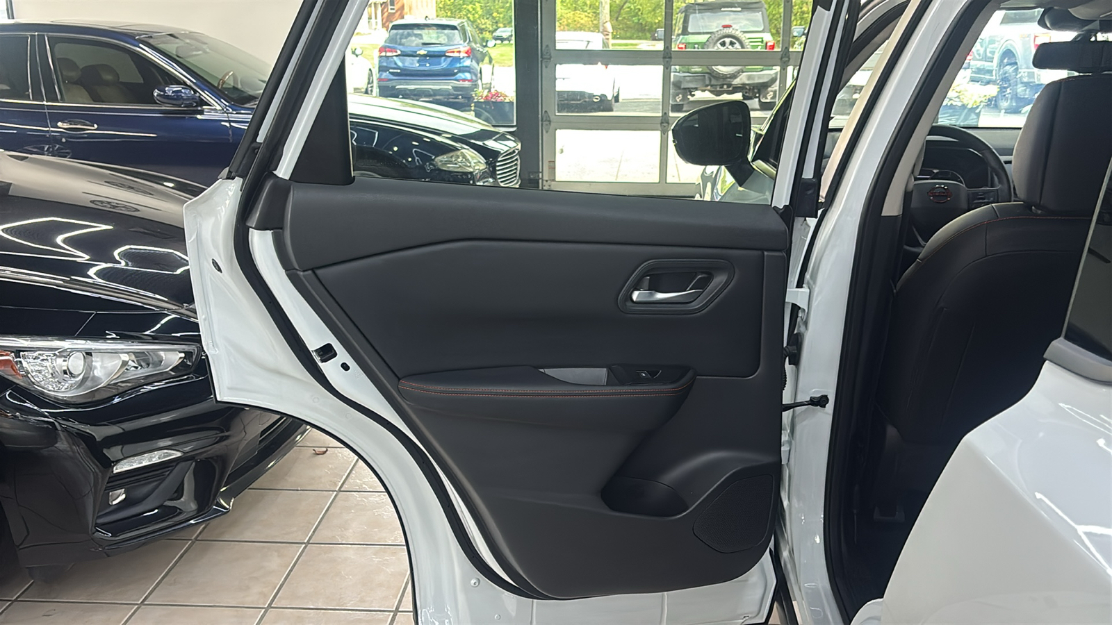 Car Connection Superstore - Used vehicle - SUV NISSAN ROGUE 2025