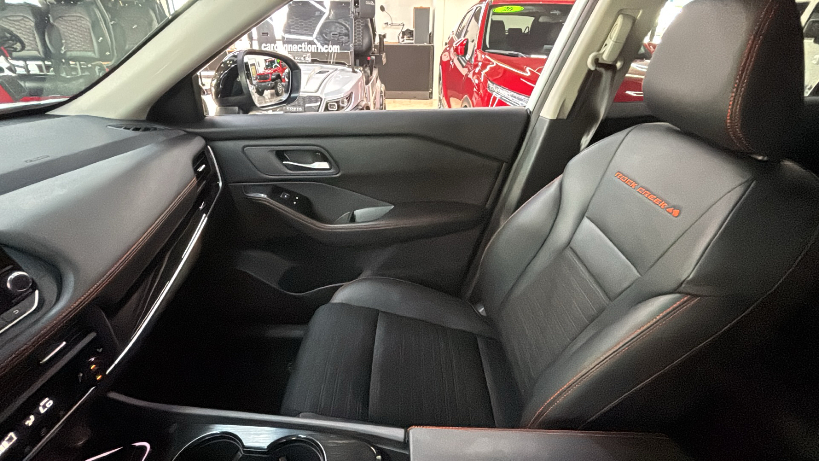 Car Connection Superstore - Used vehicle - SUV NISSAN ROGUE 2025