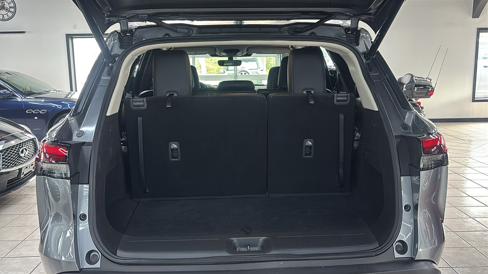 Car Connection Superstore - Used vehicle - SUV INFINITI QX60 2024