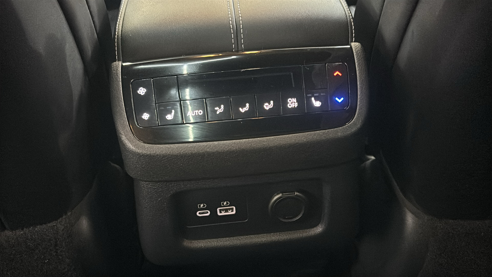 Car Connection Superstore - Used vehicle - SUV INFINITI QX60 2024