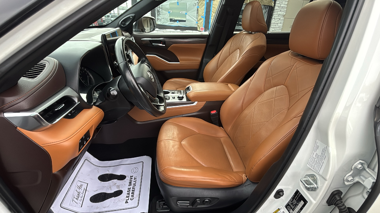 Car Connection Superstore - Used vehicle - SUV TOYOTA HIGHLANDER 2021
