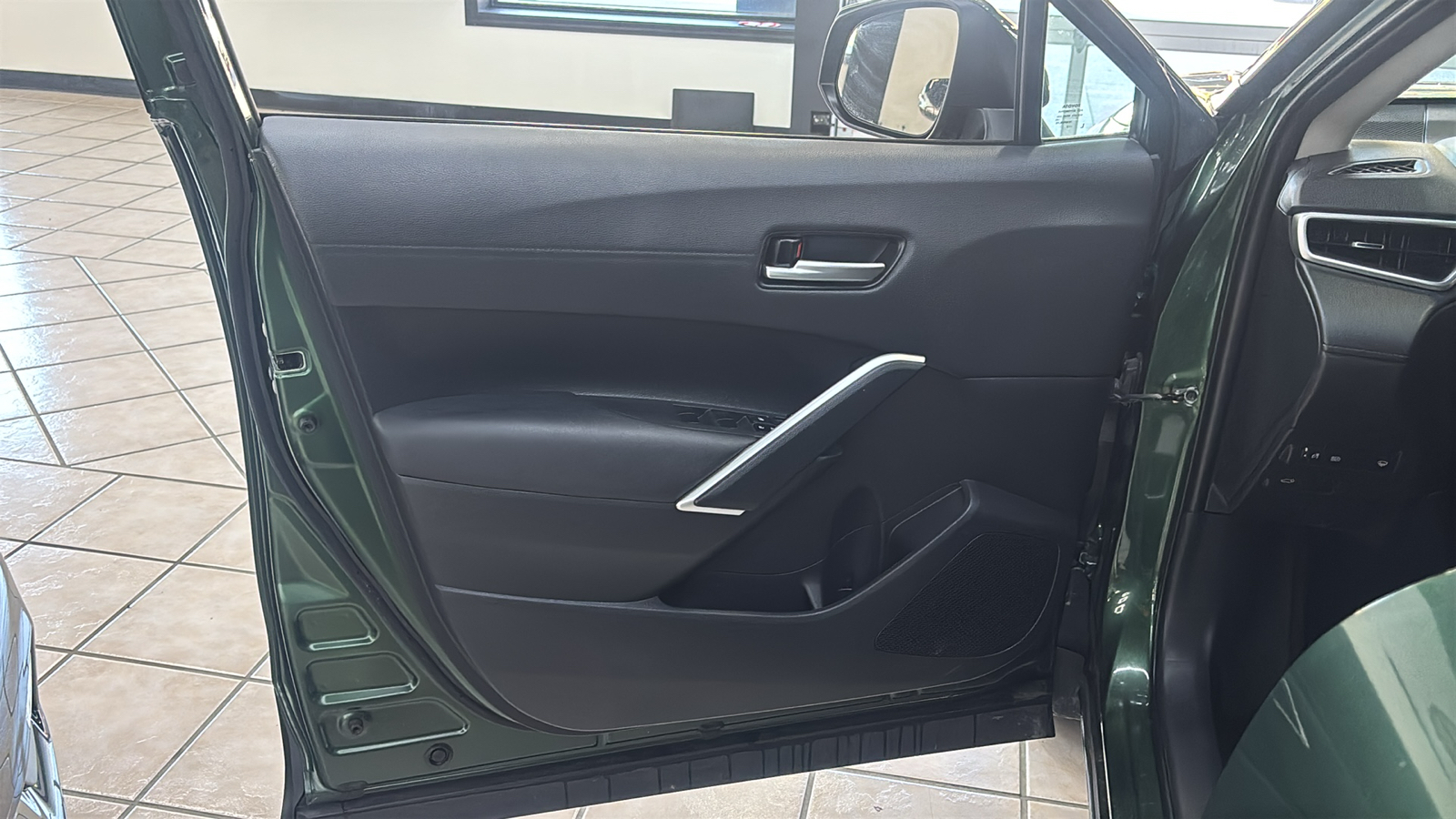 Car Connection Superstore - Used vehicle - SUV TOYOTA COROLLA CROSS 2023