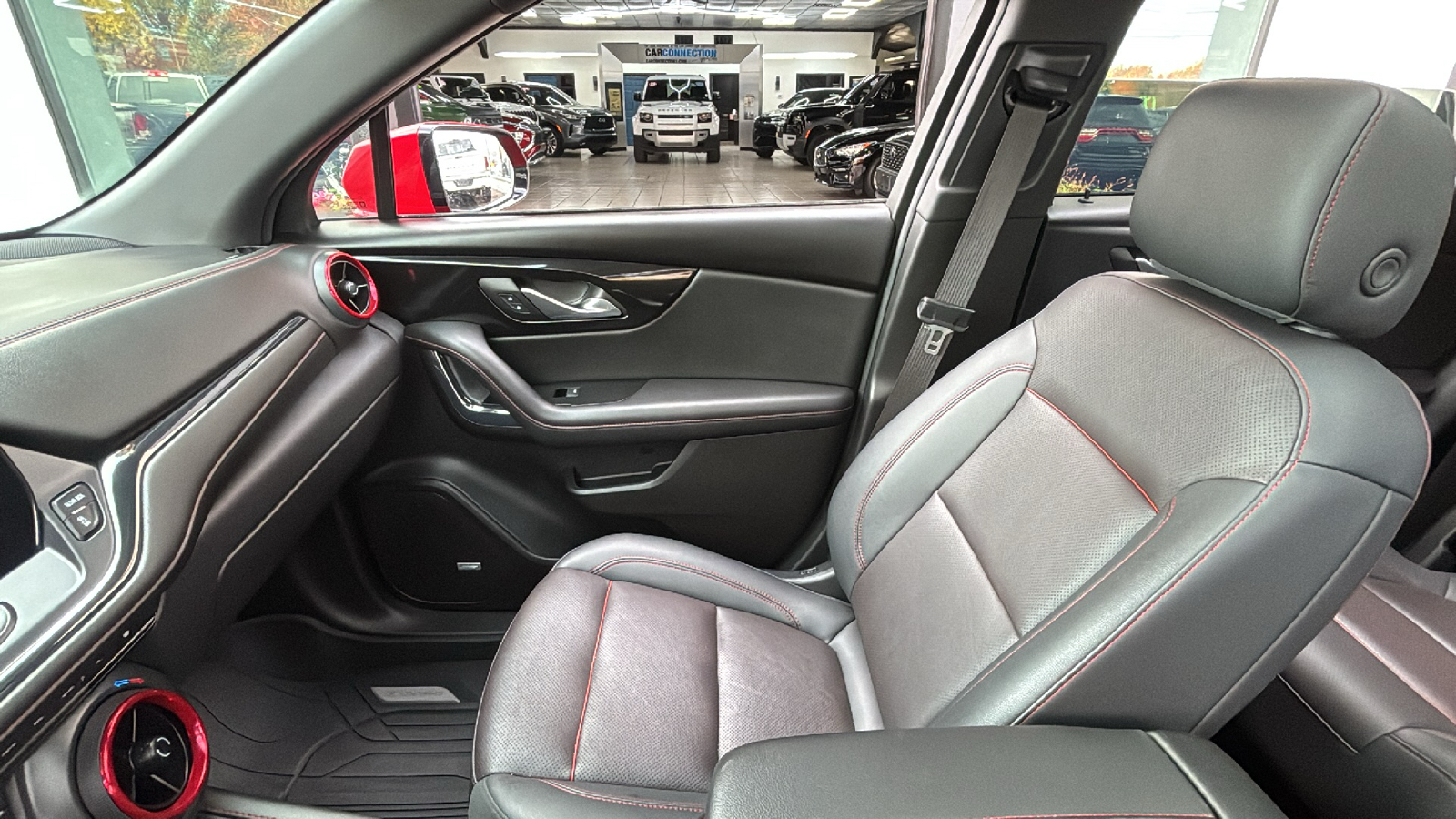 Car Connection Superstore - Used vehicle - SUV CHEVROLET BLAZER 2024