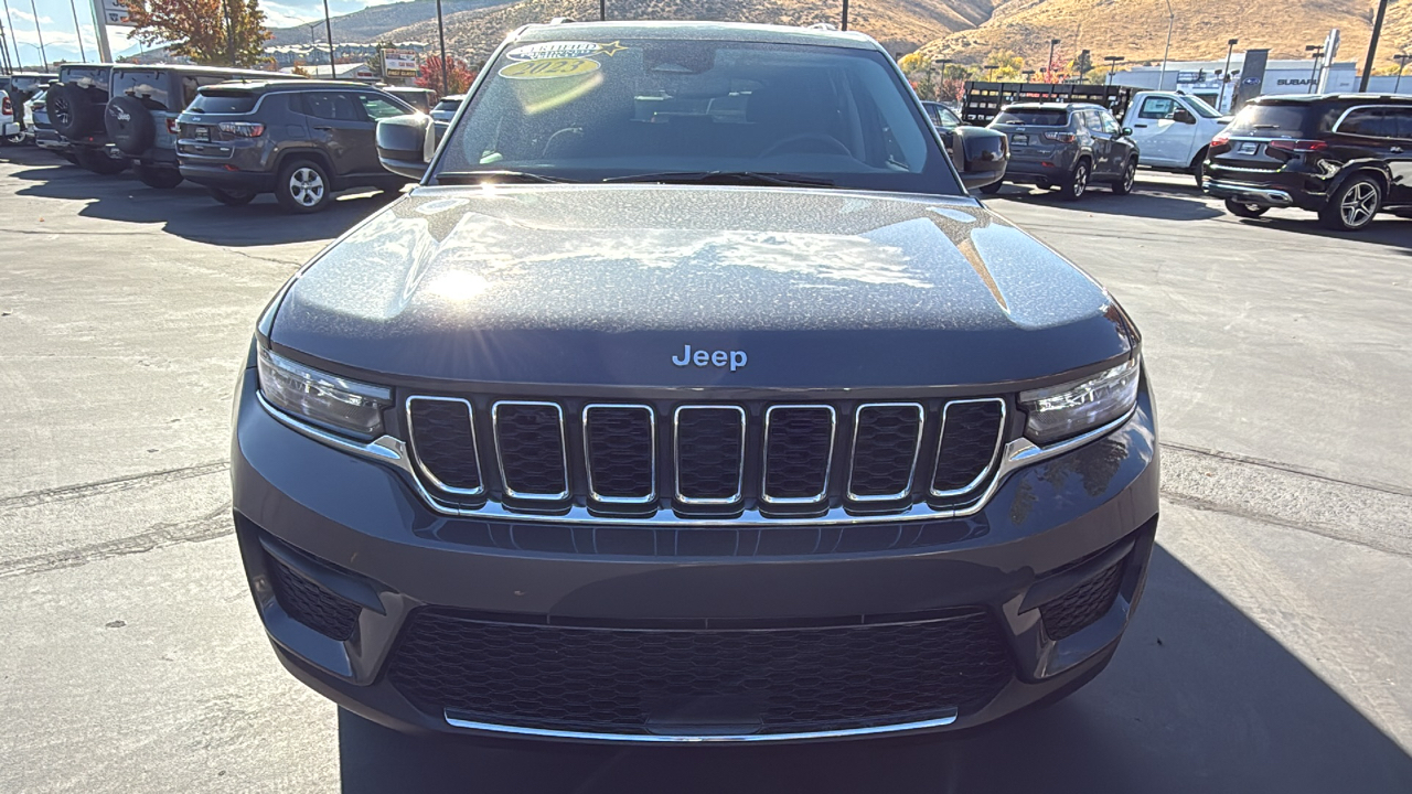 2023 Jeep Grand Cherokee Laredo 8