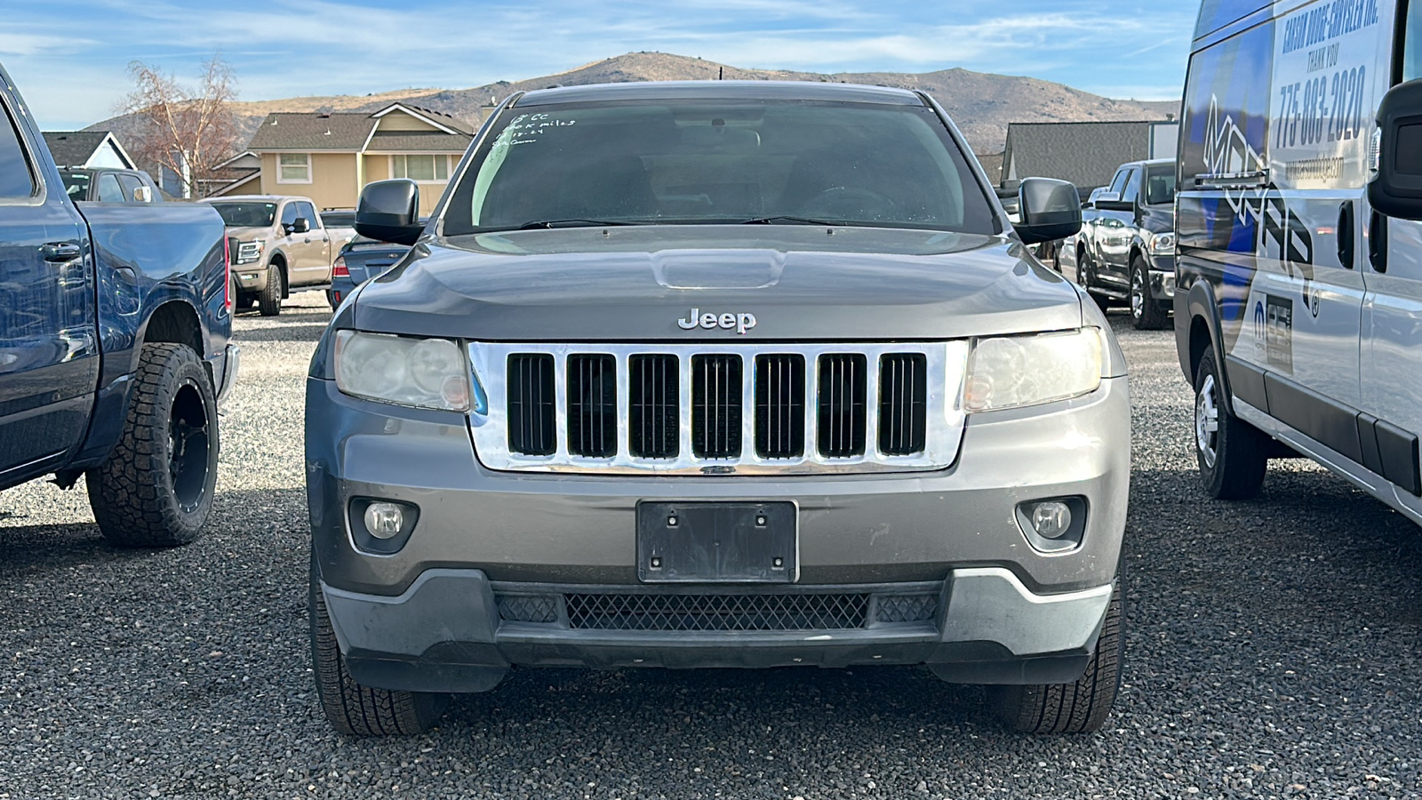 2013 Jeep Grand Cherokee Laredo 2