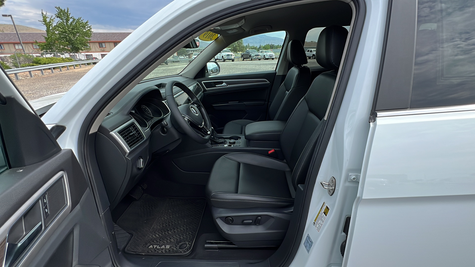2019 Volkswagen Atlas 3.6L V6 SE w/Technology 4MOTION 32