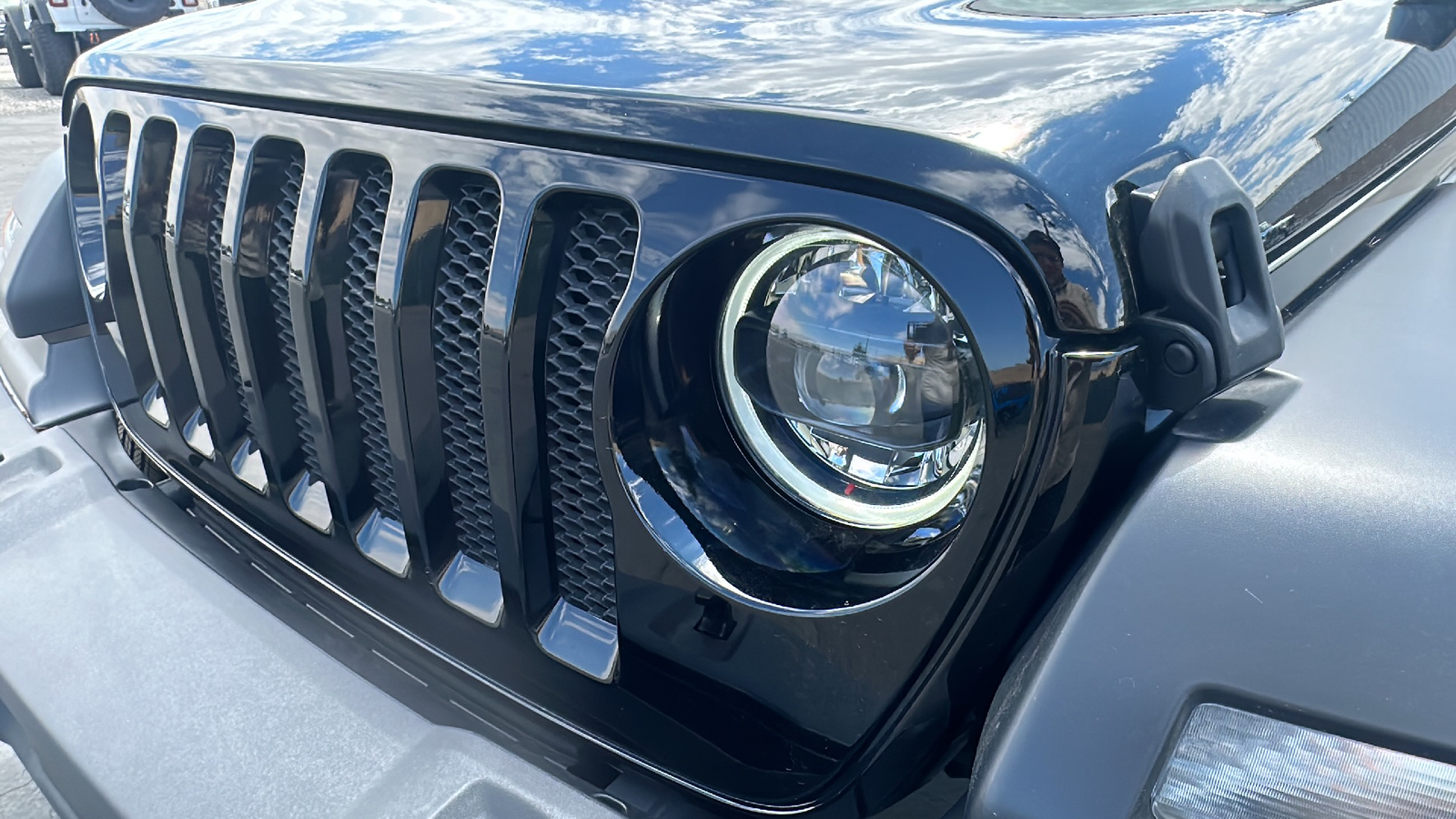 2023 Jeep Wrangler 4-DOOR SPORT 4X4 9