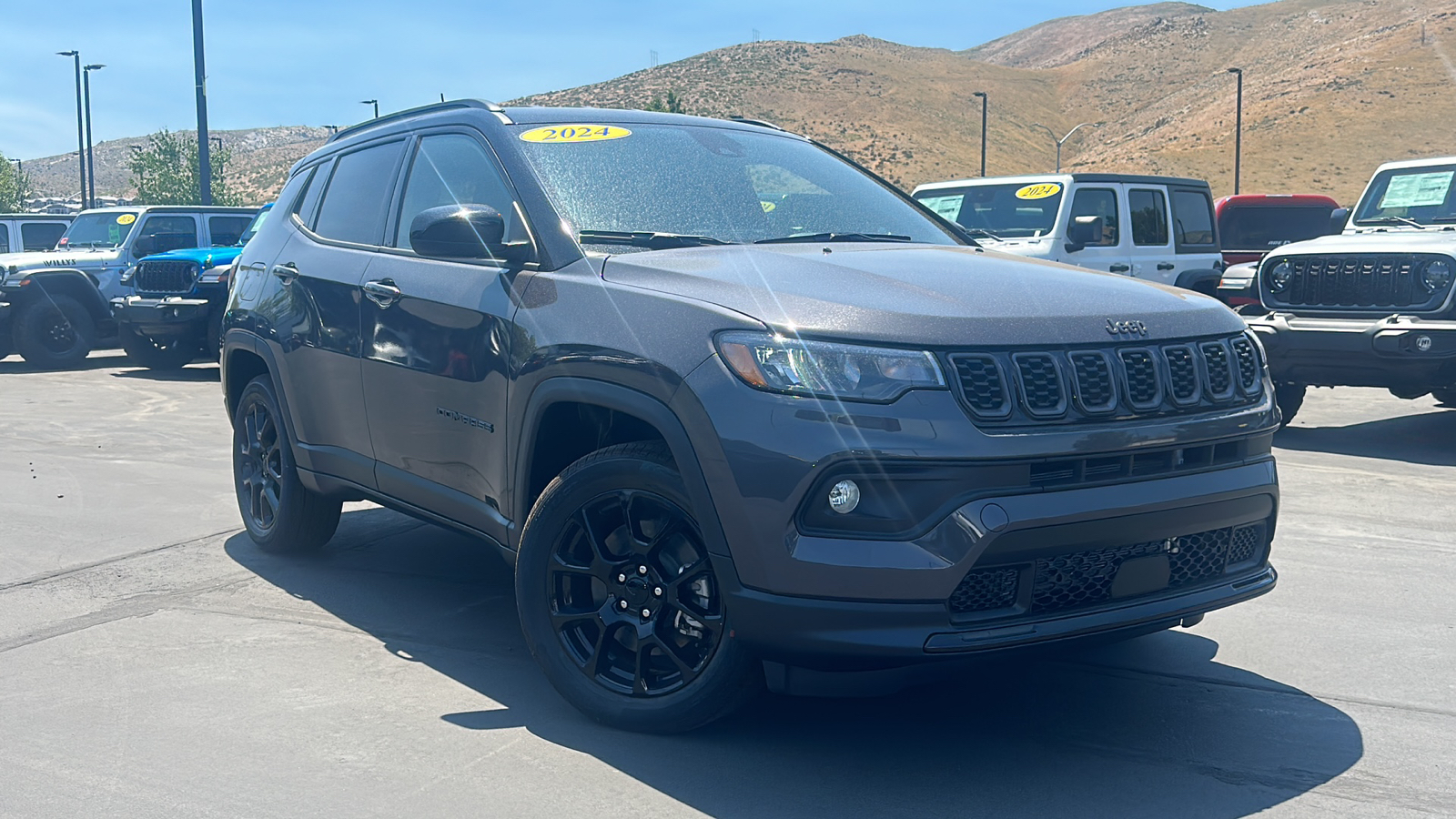 2024 Jeep Compass LATITUDE 4X4 1