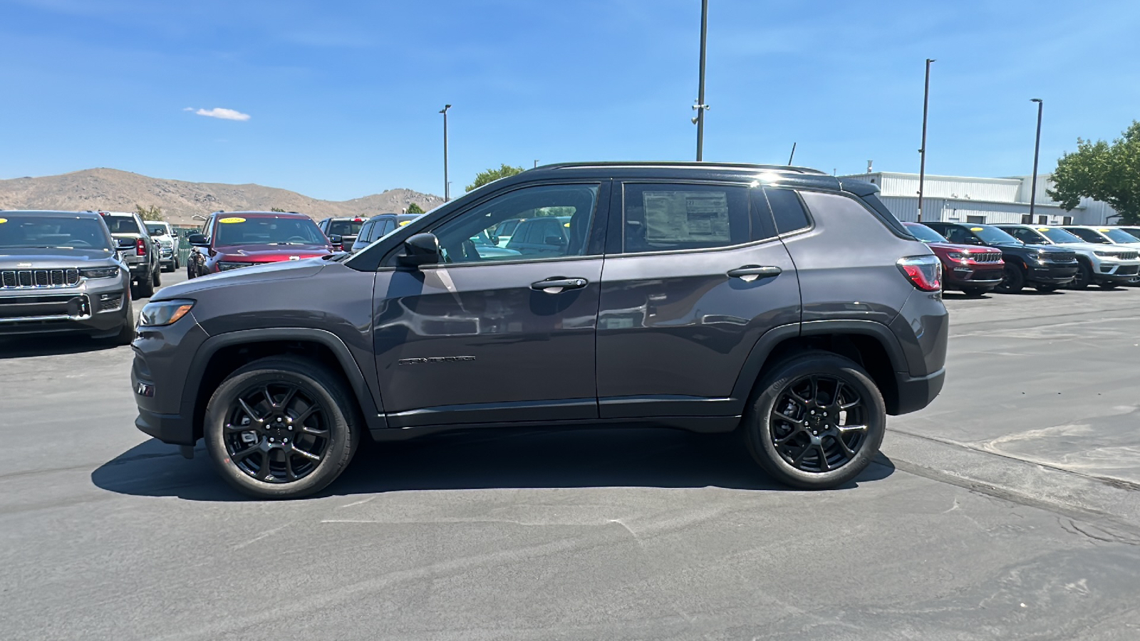 2024 Jeep Compass LATITUDE 4X4 6