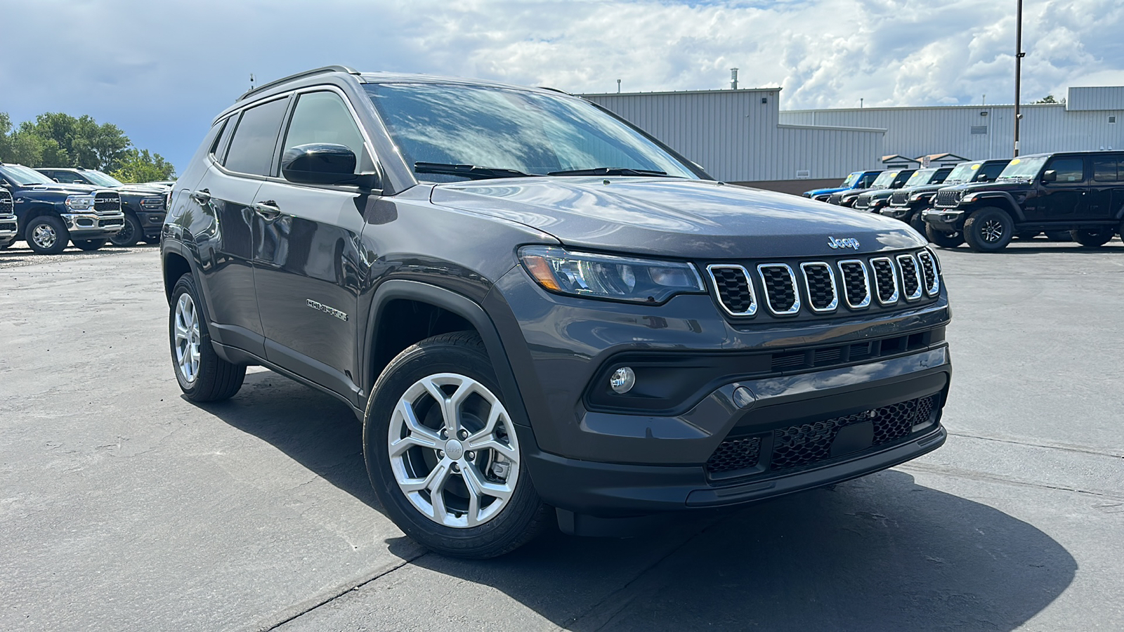 2024 Jeep Compass LATITUDE 4X4 1