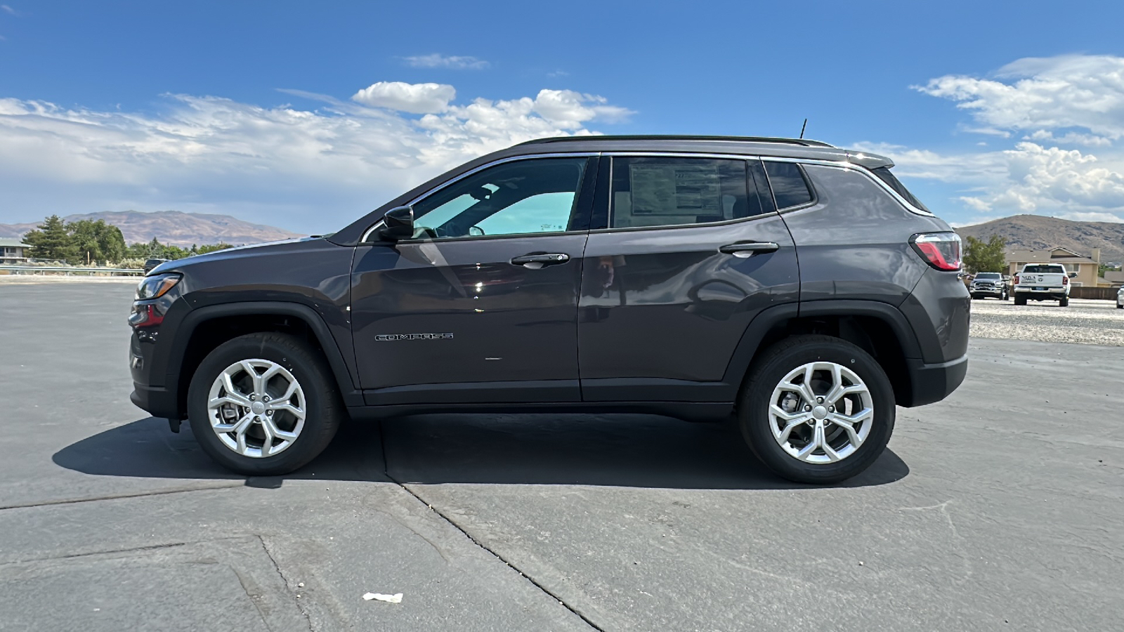 2024 Jeep Compass LATITUDE 4X4 6