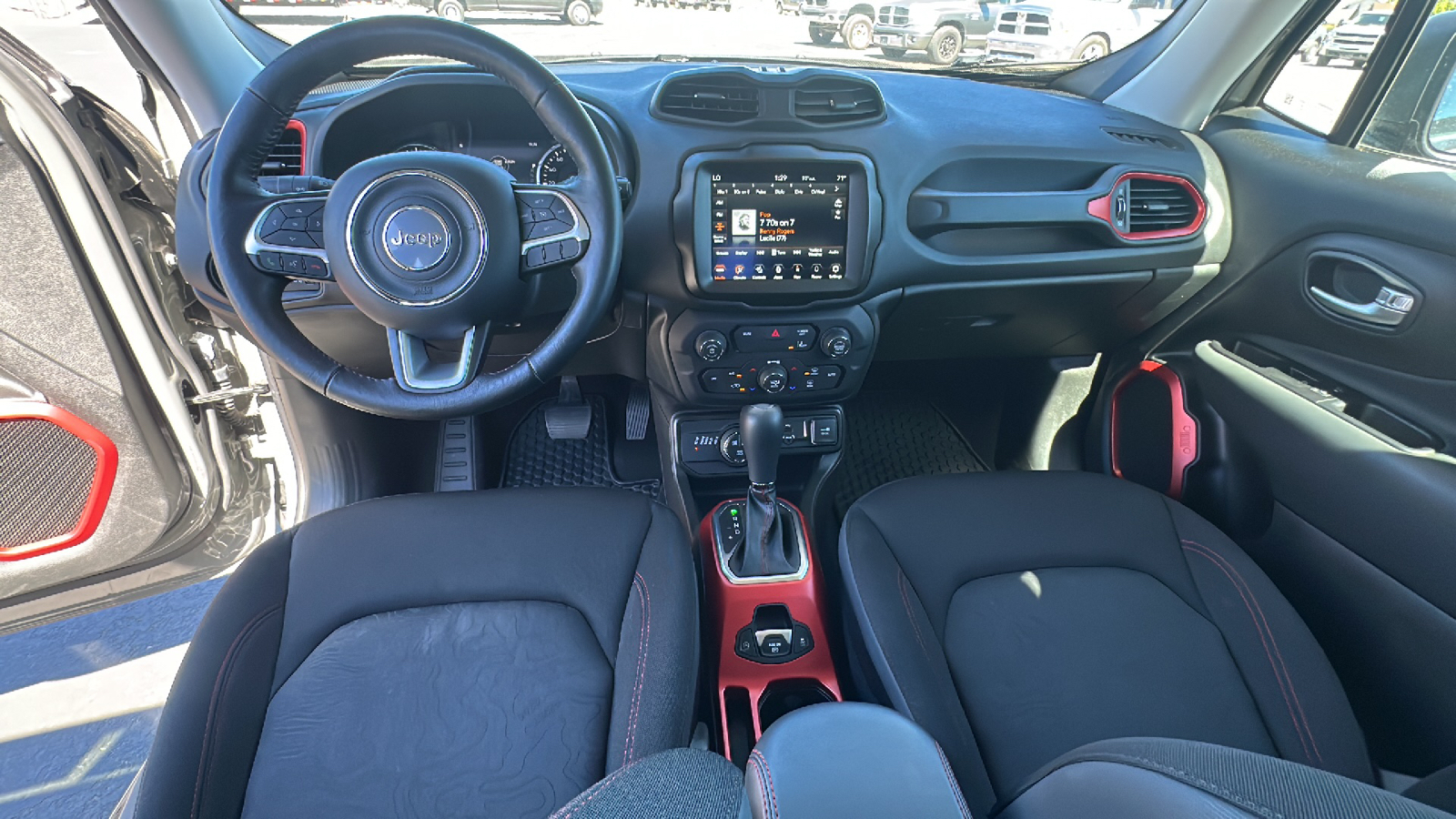 2021 Jeep Renegade Trailhawk 24