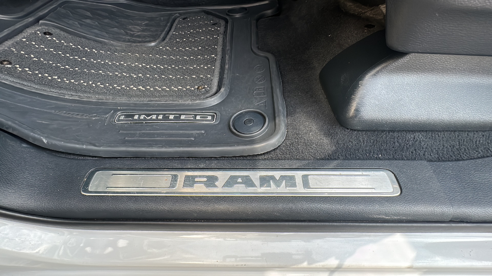 2020 Ram 1500 Limited 27