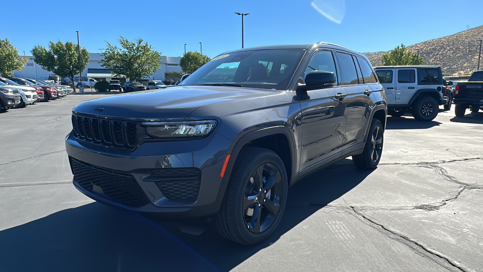 2024 Jeep Grand Cherokee ALTITUDE X 4X4 7