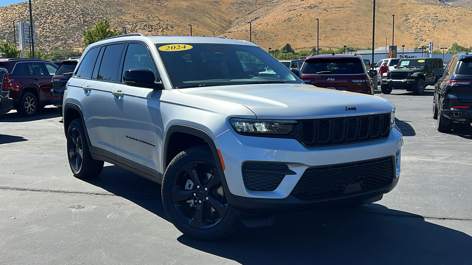 2024 Jeep Grand Cherokee ALTITUDE X 4X4 1