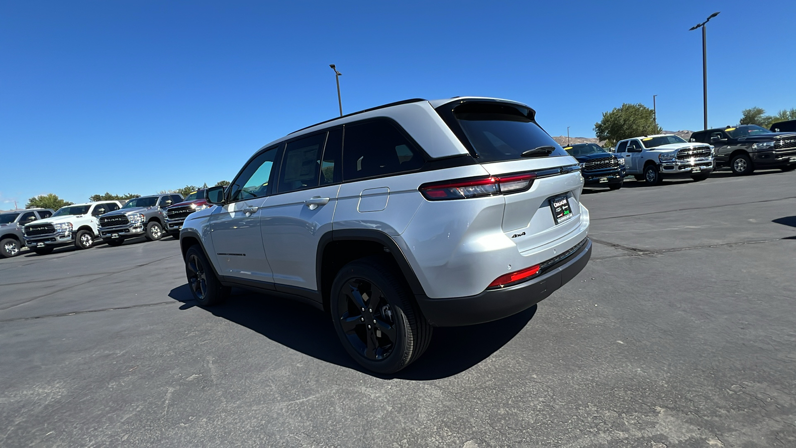 2024 Jeep Grand Cherokee ALTITUDE X 4X4 5