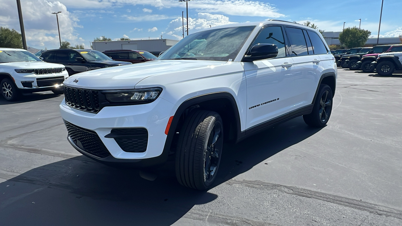 2024 Jeep Grand Cherokee ALTITUDE X 4X4 7