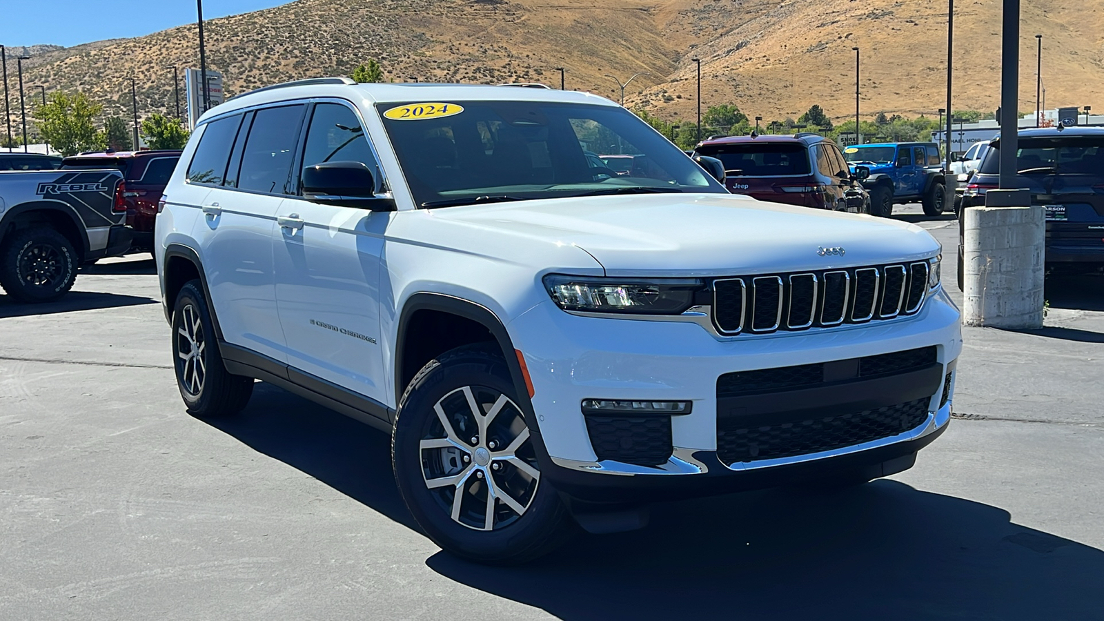 2024 Jeep Grand Cherokee L LIMITED 4X4 1