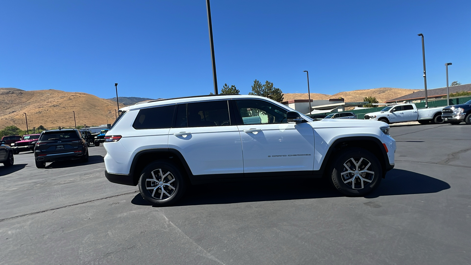 2024 Jeep Grand Cherokee L LIMITED 4X4 2