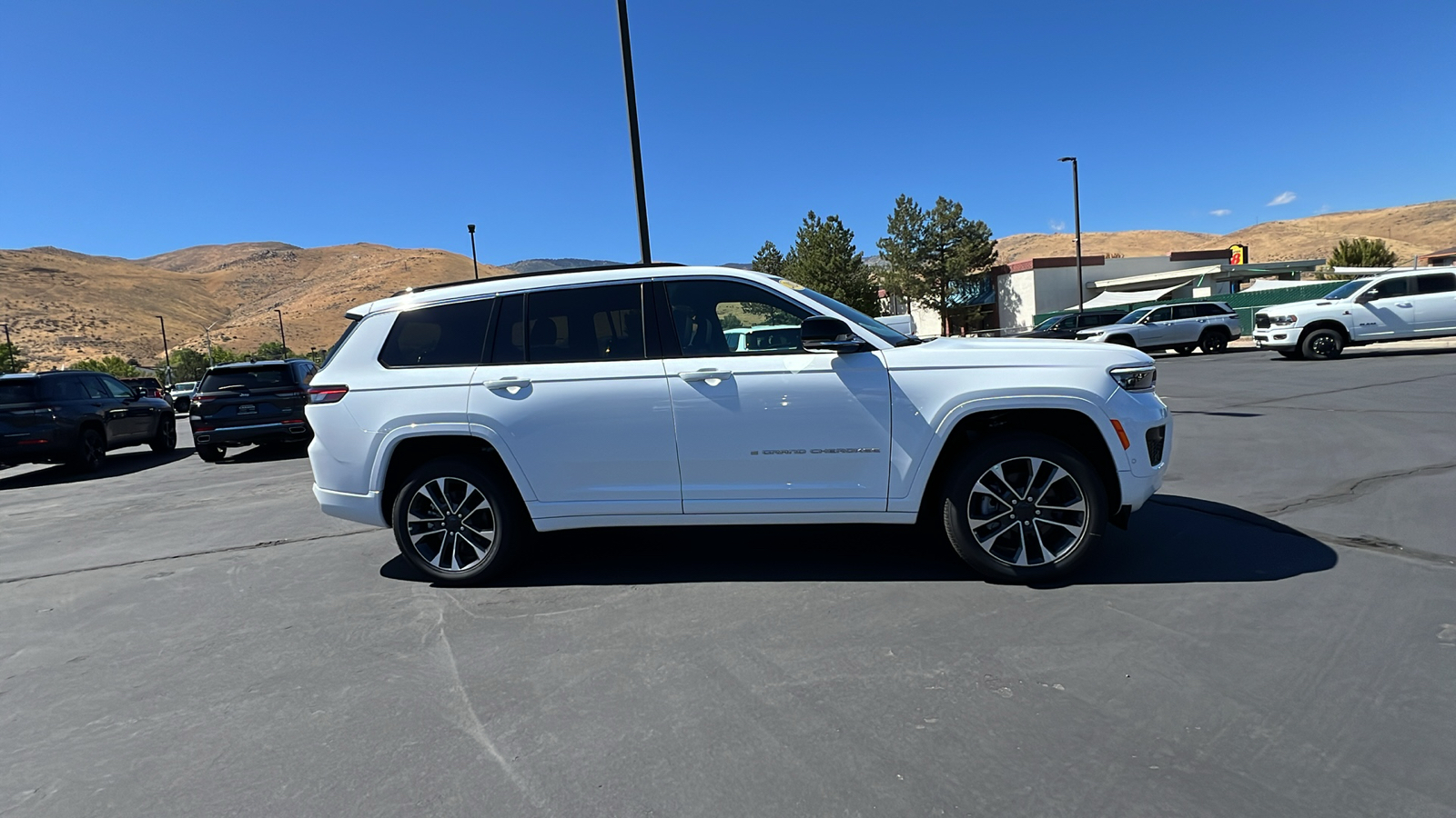 2024 Jeep Grand Cherokee L OVERLAND 4X4 2