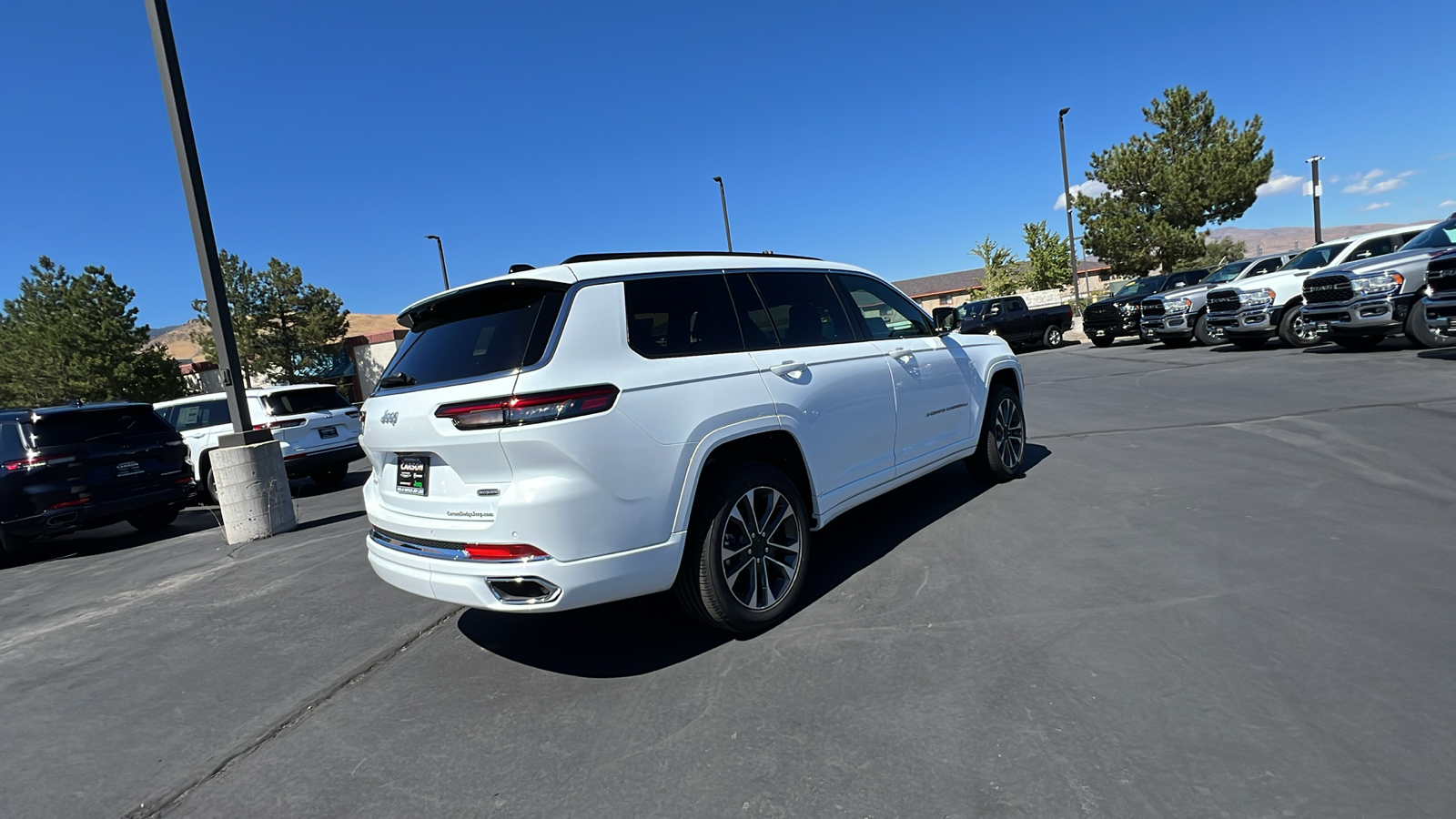 2024 Jeep Grand Cherokee L OVERLAND 4X4 3