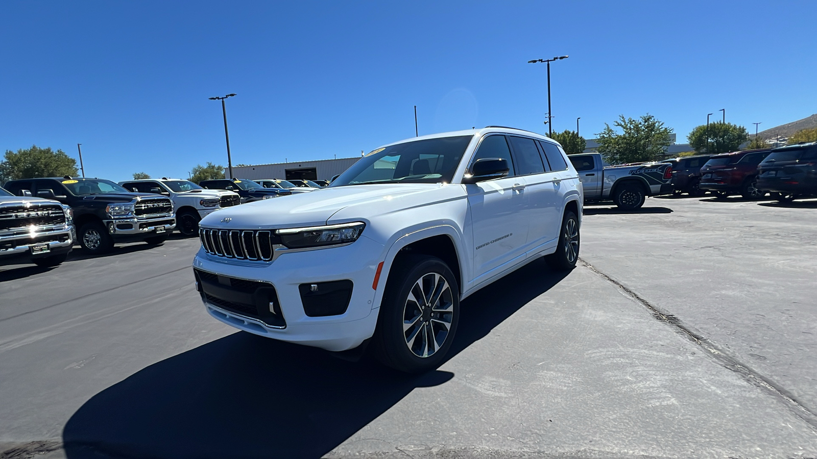 2024 Jeep Grand Cherokee L OVERLAND 4X4 7