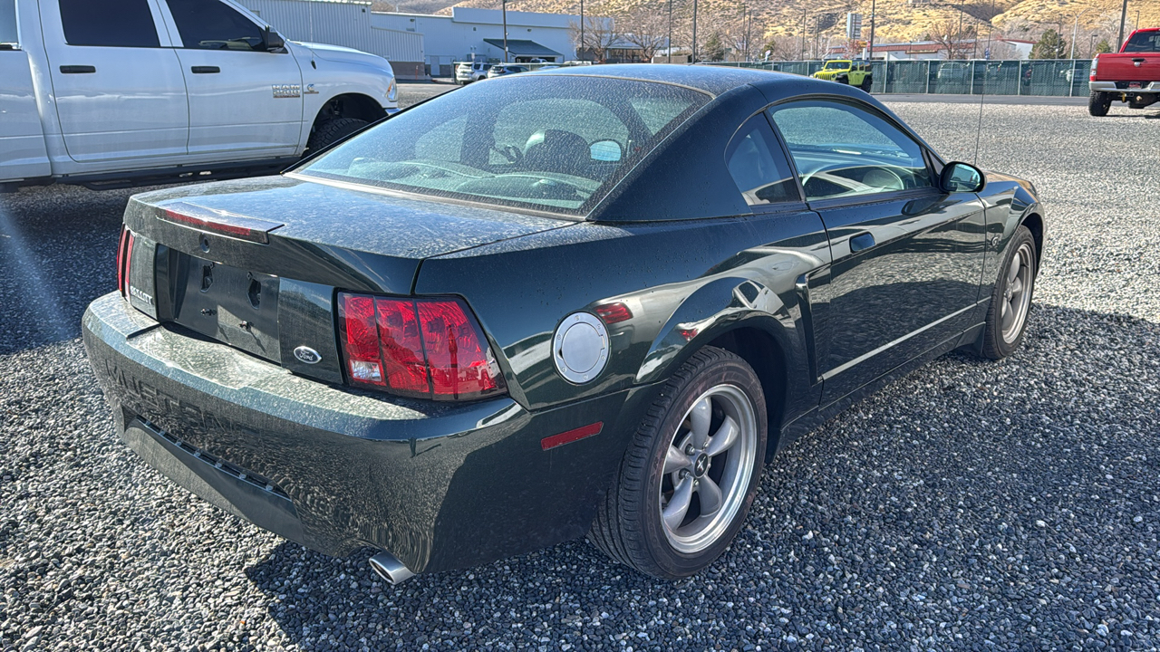 2001 Ford Mustang GT 3