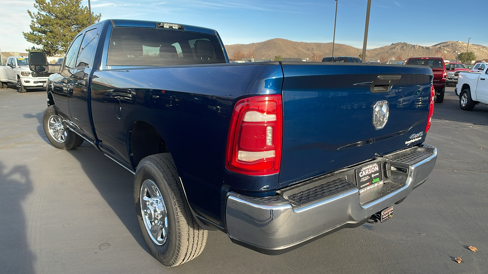 2024 Ram 2500 TRADESMAN CREW CAB 4X4 8 BOX 5