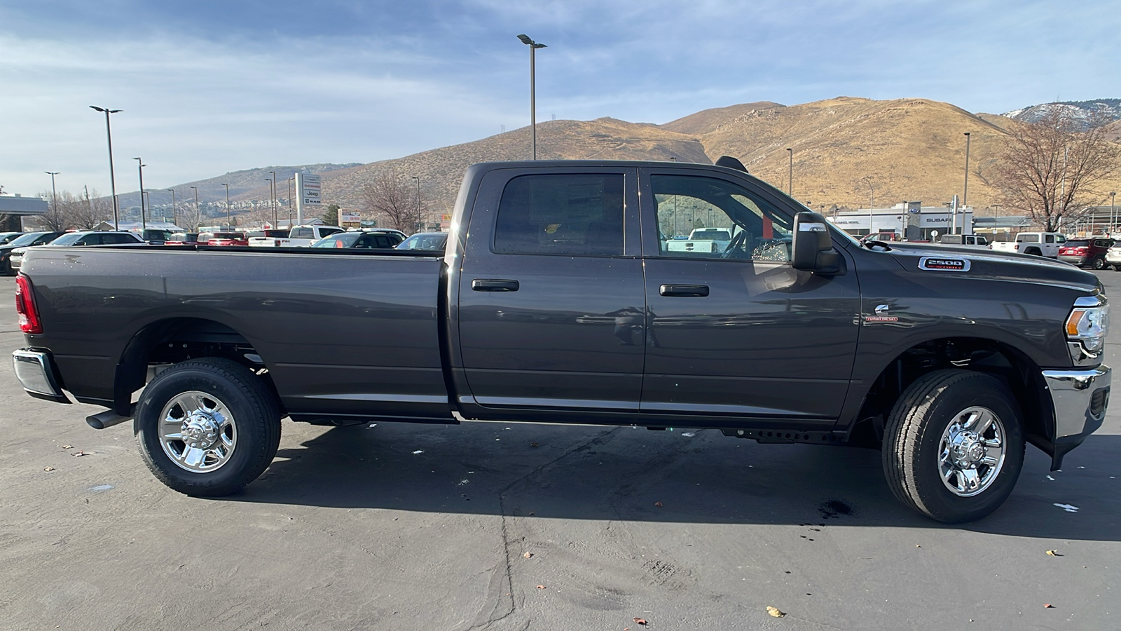 2024 Ram 2500 TRADESMAN CREW CAB 4X4 8 BOX 2