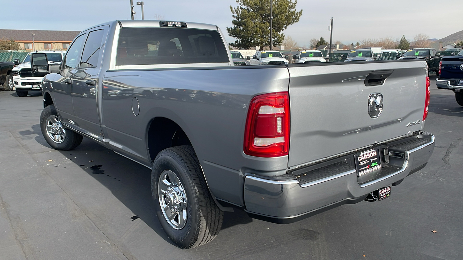 2024 Ram 2500 TRADESMAN CREW CAB 4X4 8 BOX 5