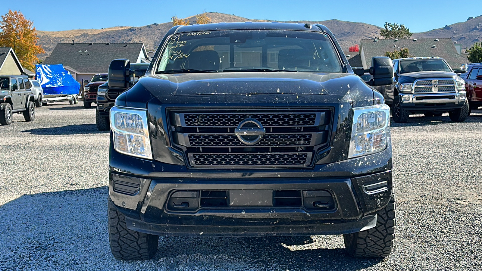 2021 Nissan Titan SV 10