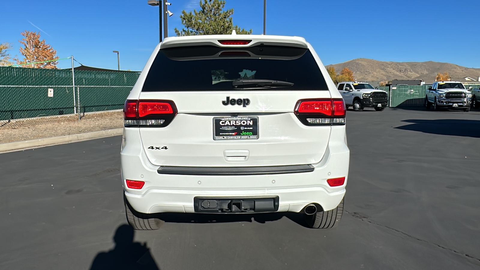 2019 Jeep Grand Cherokee Altitude 4