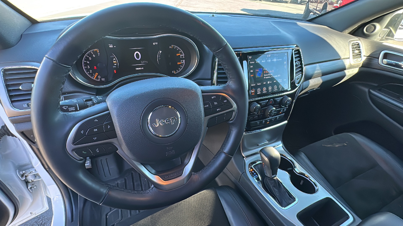 2019 Jeep Grand Cherokee Altitude 41