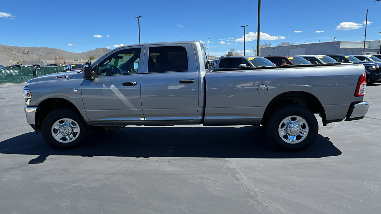 2024 Ram 3500 TRADESMAN CREW CAB 4X4 8 BOX 6