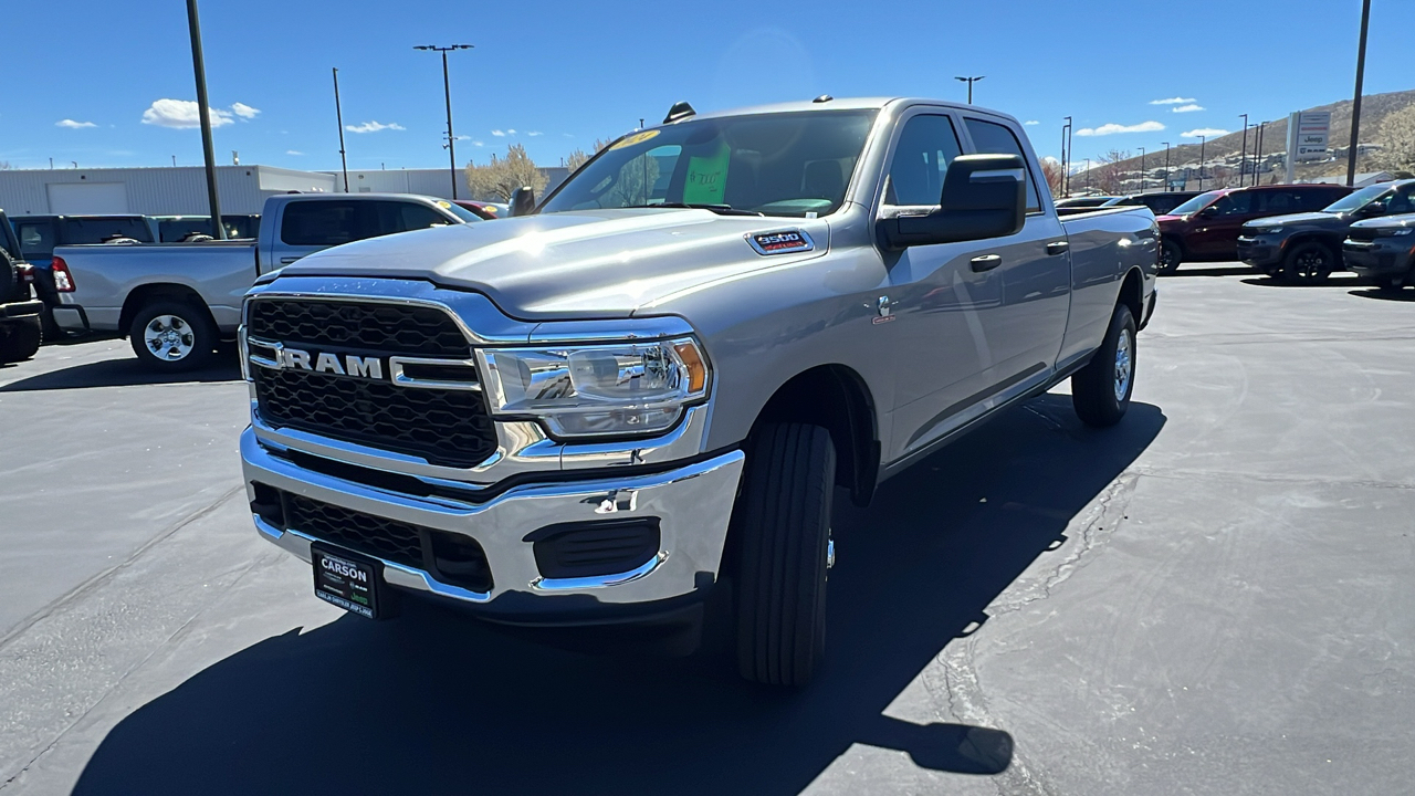 2024 Ram 3500 TRADESMAN CREW CAB 4X4 8 BOX 7