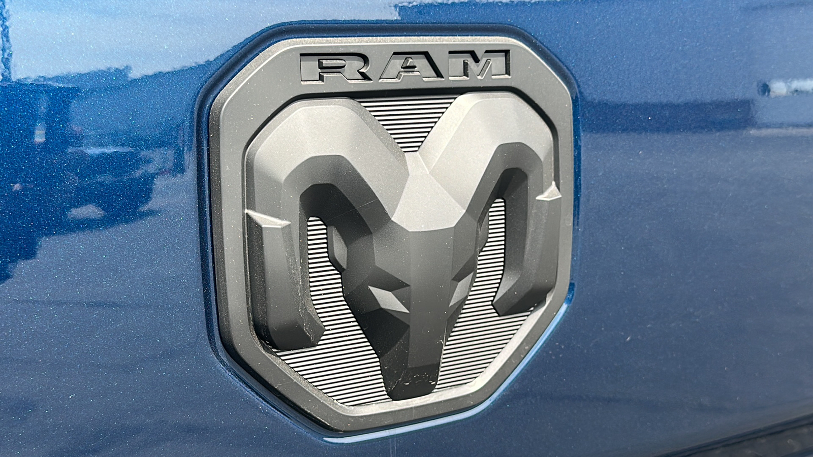 2024 Ram 2500 LARAMIE CREW CAB 4X4 64 BOX 15